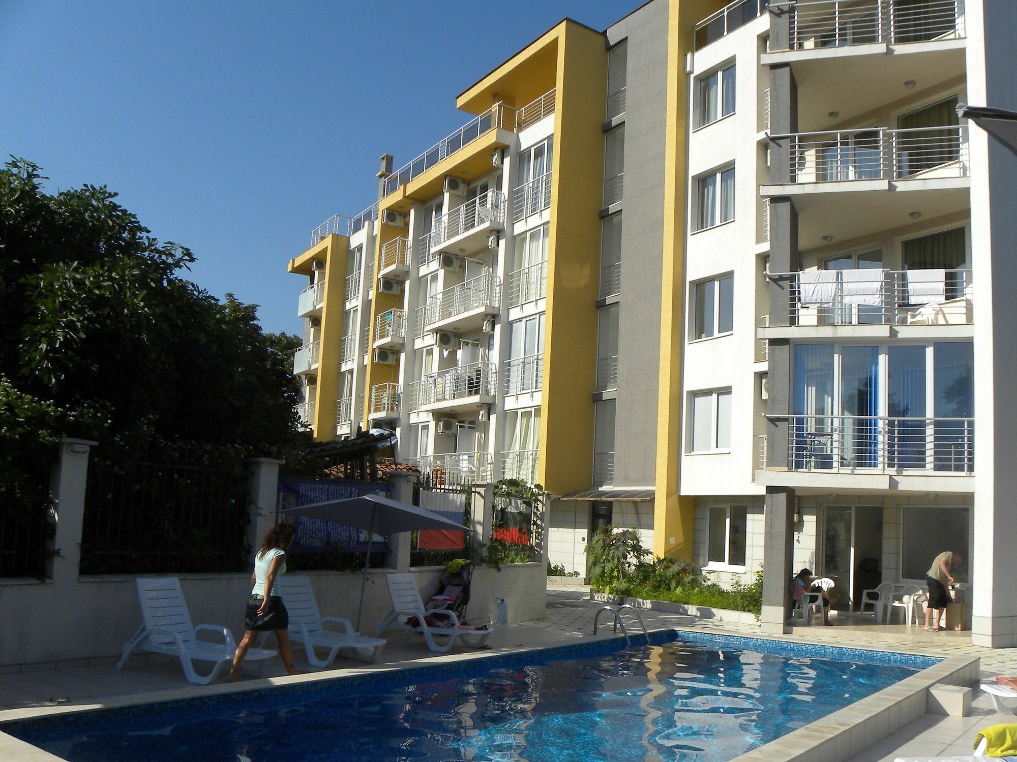 Apartcomplex New Tawn Обзор Экстерьер фото